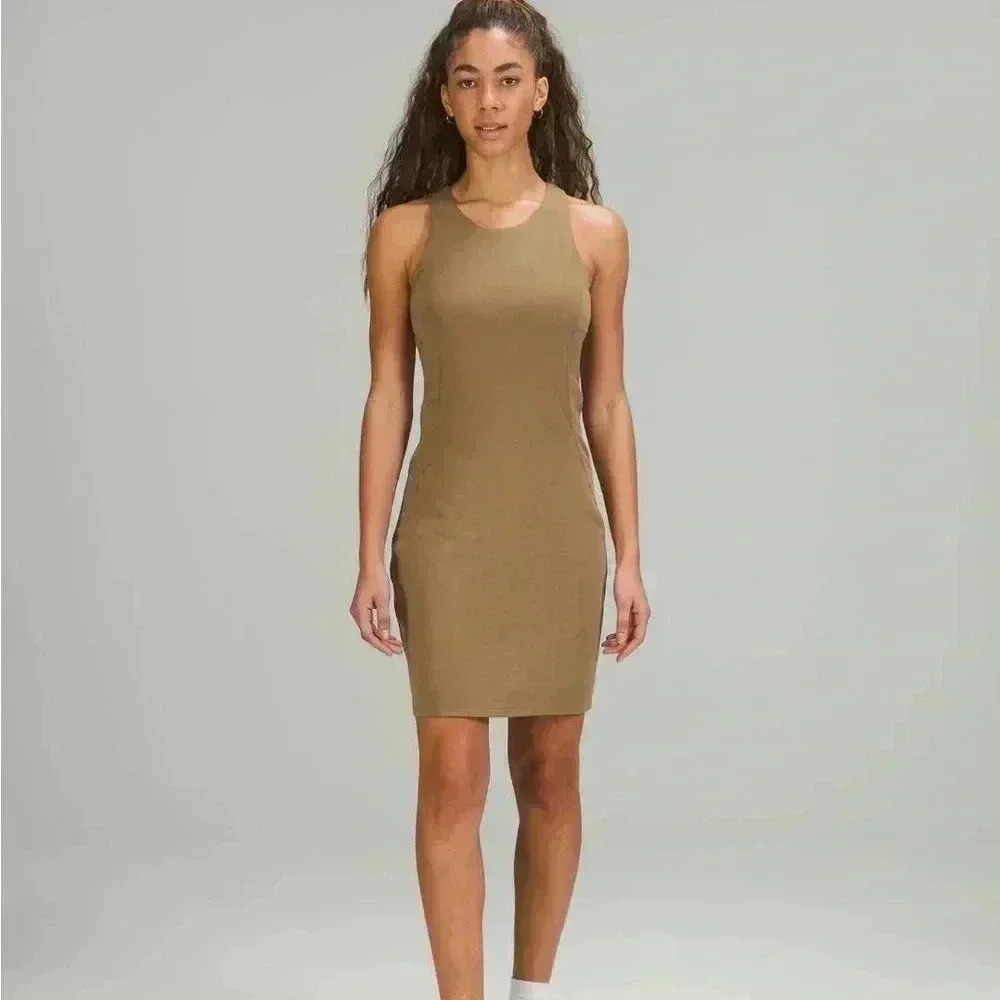 Lululemon Slim-Fit Above-Knee Dress in Tan/Artifact Size 4